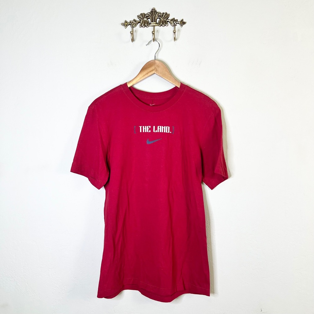 Cleveland Guardians Nike T-Shirt The Land Mens Size M Red MLB Baseball NEW